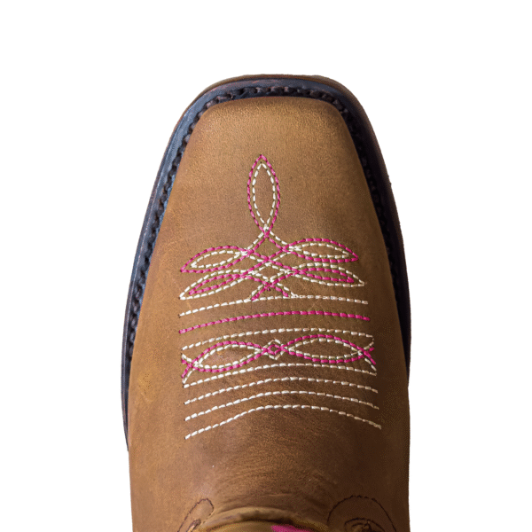 Bota de Piel Bordada con Flores