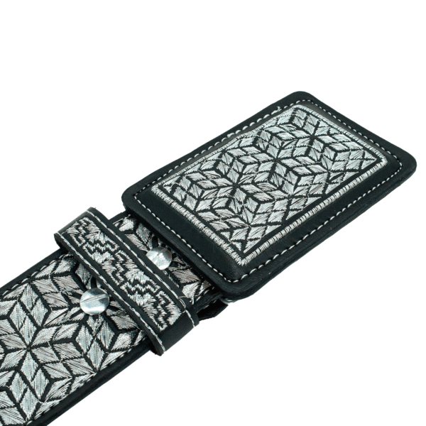 Cinturón Metálico Geométrico