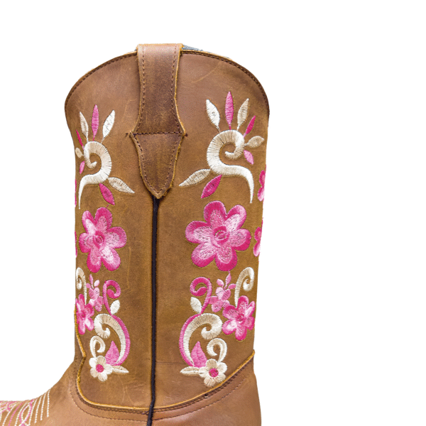 Bota de Piel Bordada con Flores