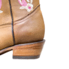 Bota de Piel Bordada con Flores
