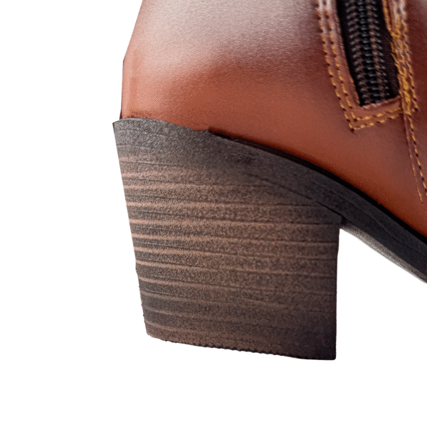Bota Larga Sintética Lisa Café