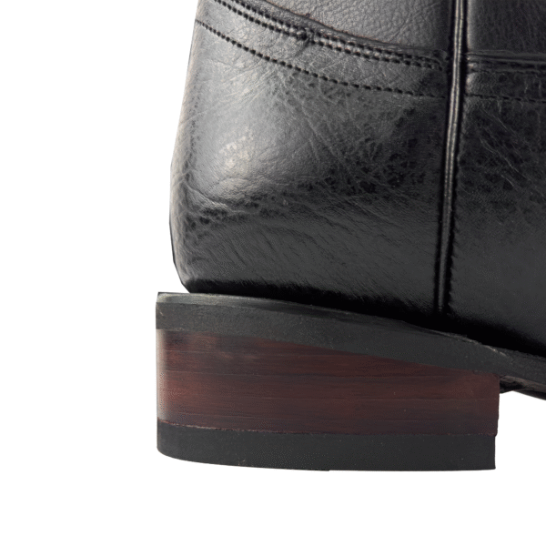 Bota de Piel Lisa Bordado