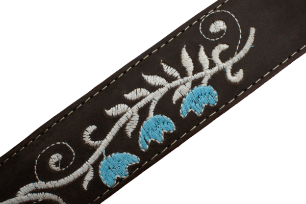 Cinturón Vaquero Bordado con Flor Azul