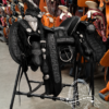 M573 MONTURA COLA DE PATO CON CATINAS GENUINA COCODRILO CON HERRAJE