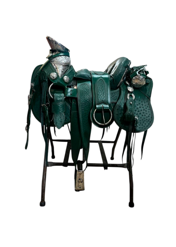 MONTURA COLA DE PATO CON CANTINAS AVESTRUZ GENUINA CON HERRAJE